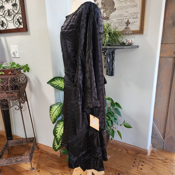 NWT Smak Parlour Plus Size Black Damask Dot Social Climber Caftan - Picture 5 of 7